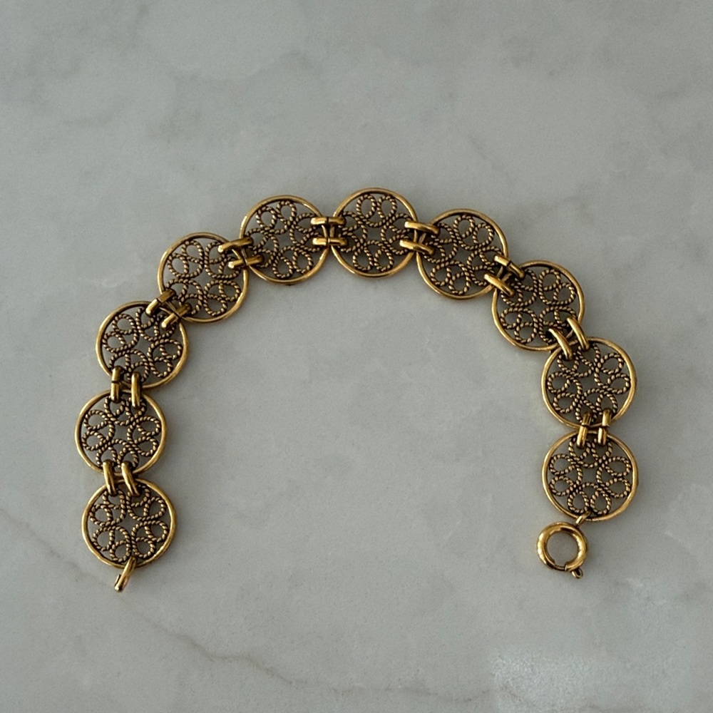 Metropolitan Museum of Art Bracelet cast in pewter electroplated in 24kt gold